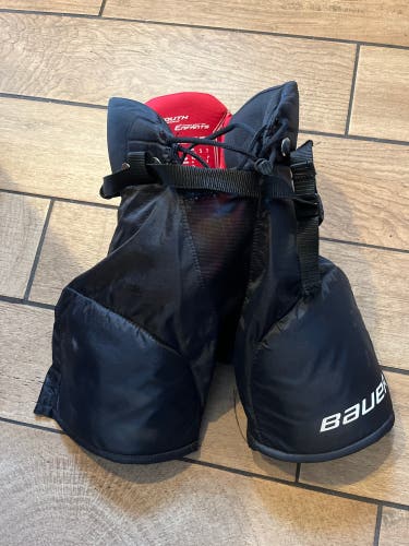 Youth Medium Bauer Nsx Hockey Pants (Used)