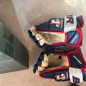 Bauer 4 Roll Gloves 14" Pro Stock (Used)