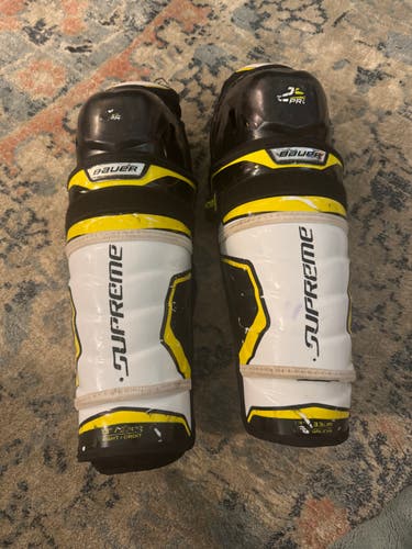 Junior Bauer Supreme 2S Pro 13" Shin Pads (Used)