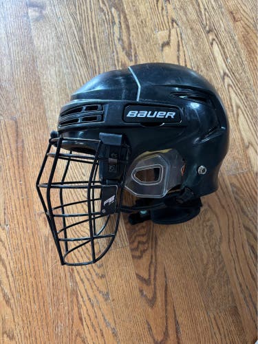 Bauer Adult Large Box Lacrosse Helmet