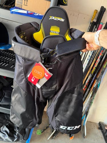 Medium CCM Super Tacks Girdle (New)