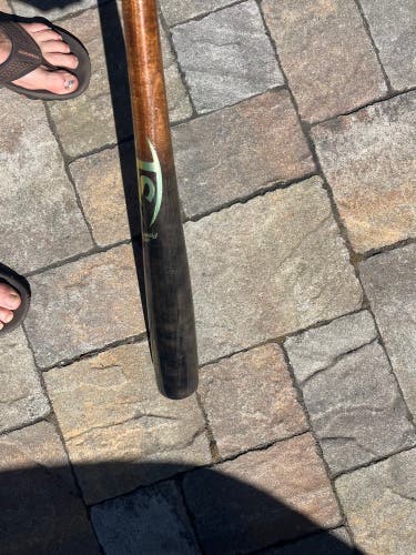 2021 Louisville Slugger C271 Maple Bat 30 oz 32" (Used)