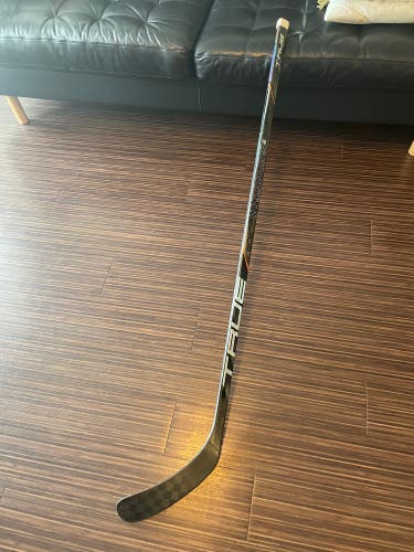 Senior True HZRDUS 9x4 Left Hand Hockey Stick T92 75 Flex (Used)
