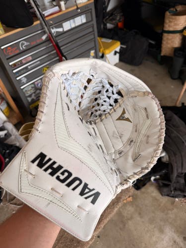 Vaughn Velocity V6 Pro Regular (Used)
