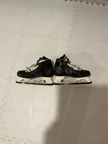 2024 Bauer Pro Hockey Goalie Skates size 9 fit 2(Used)