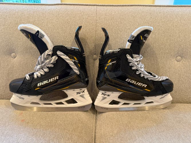 Bauer Supreme M5 Pro Hockey Skates 6.5, Fit 3 (Used)