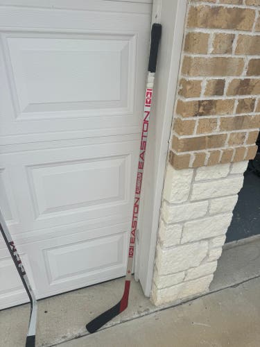 Senior Easton SH4500 Aluminum Shaft Right Handed Hockey Stick 100 Flex (Used)
