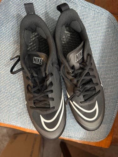 Black Unisex Size M 8.5 (W 9.5) Nike Huarache Low Top Molded Cleats (New)