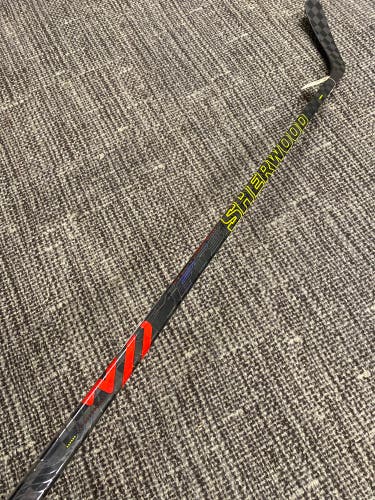 Senior Sher-Wood Rekker Legend Pro Hockey Stick Left Hand PP92 68 Flex (Used)