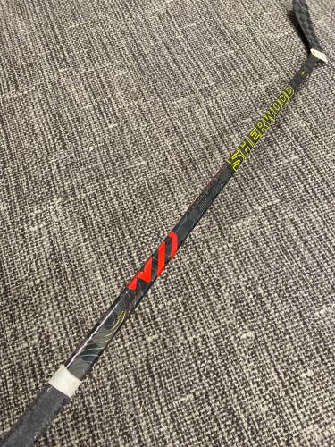 Senior Sher-Wood Rekker Legend Pro Hockey Stick Left Hand PP28 85 Flex (Used)