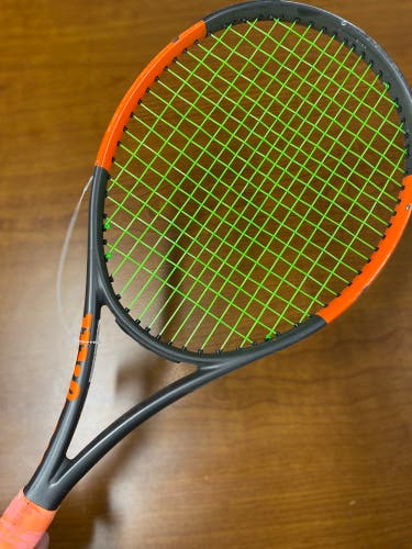 Wilson Burn 100 V2.0 Tennis Racquet (Used)