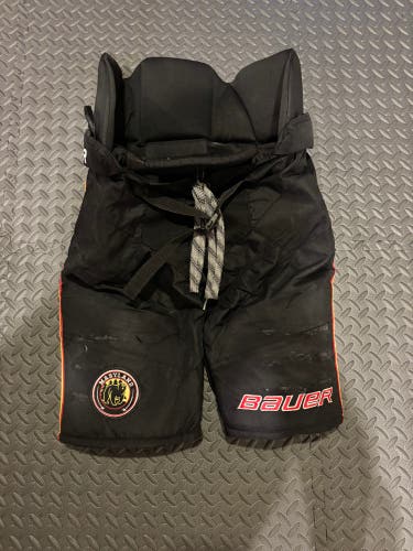 Men's Senior Medium Bauer Hockey Pants (Used)