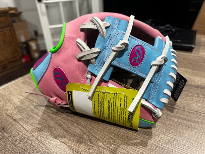 Rawlings Heart of the Hide Baseball Glove