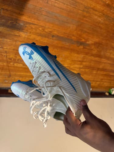 Unisex Size 13.0 (W 14.0) Adult Under Armour Nitro MC (New)