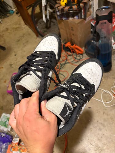 Men's Size M 11.0 (W 12.0) Jordan Low Top Molded Cleats (Used)