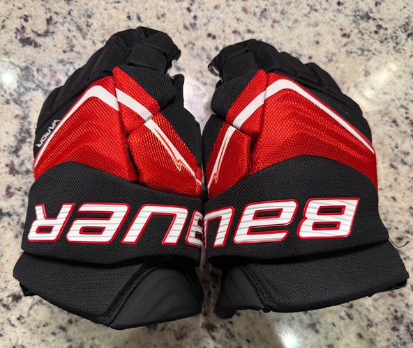 Bauer Vapor Flylite Black/Red Gloves 13” - See Description!