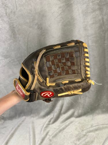 Brown Rawlings Highlight Series RH Pitcher's Baseball Glove 12" (Used)