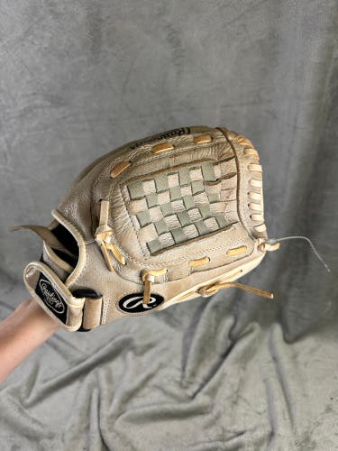 Gray Rawlings Highlight Series RH Pitcher's Baseball Glove 12" (Used)