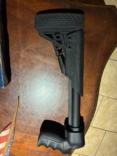 NWT ATI Rugger Folding Shotgun Stock