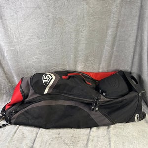 Red Louisville Slugger Bags & Batpacks Catcher's Bag (Used)