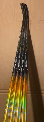 Senior Bauer Vapor Flylite Right Handed Hockey Stick P92 70 Flex Pro Stock (New)