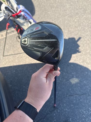 Men's 2020 Titleist TSi2 Right Handed Driver Extra Stiff Flex 10 Loft Graphite Shaft 44" (Used)