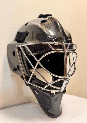 New Pro Carbon Goalie Mask