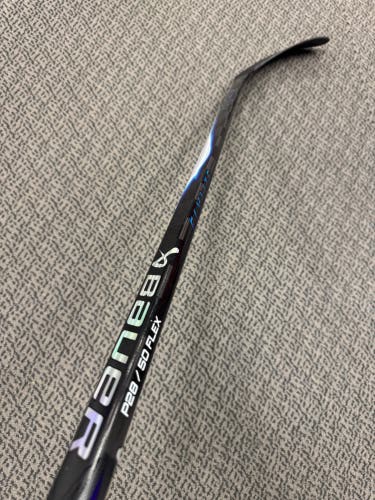 Junior Bauer Vapor Flylite Left Hand Hockey Stick P28 50 Flex (New)