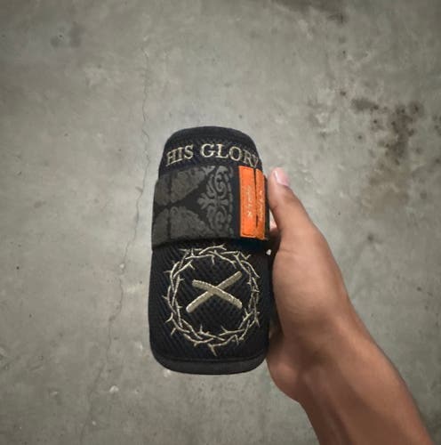 Black Senior Elbow Protection (Used)