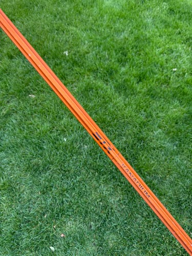 Orange STX Vanadium Shaft (Used)
