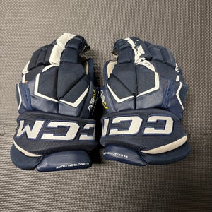 CCM Tacks AS-V Pro Gloves 13" (Used)