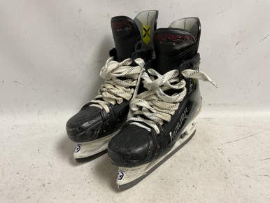 Used Bauer VAPOR HYPERLITE 2 Senior Hockey Skate Senior 8.5 11855-S000203303