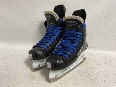 Used CCM RIBCORE 74K Intermediate Hockey Skate Intermediate 5.5 11855-S000203519