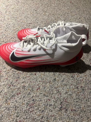 Men's Size M 11.5 (W 12.5) Adult Nike (New)