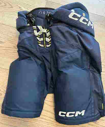 CCM Tacks AS-V Hockey Pants - Junior Large - Used - Good Condition