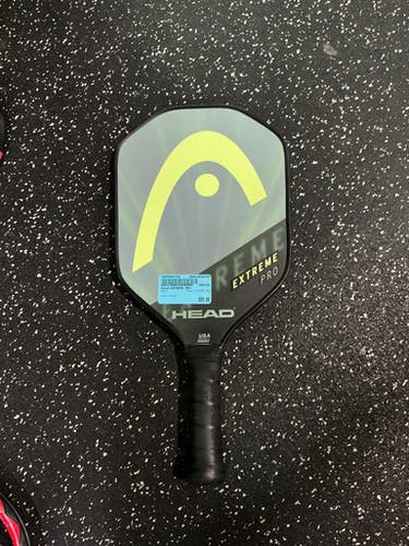 Used Head EXTREME PRO Pickleball Racquet Green 10743-S000480726