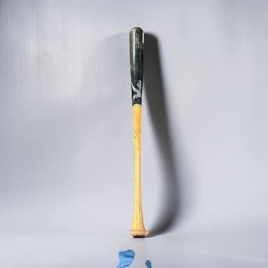 Used Victus JC24 BB/SB Wood Bat 33" 10743-S000482378