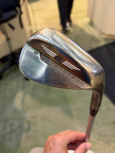 Men's Titleist Vokey SM8 Right Handed Wedge Stiff Flex 52 Degree Steel Shaft (Used)