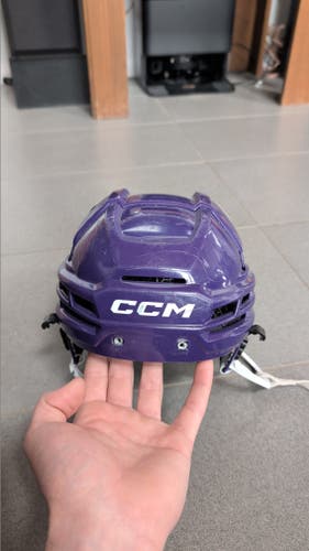 Small CCM Tacks 720 Helmet (Used)