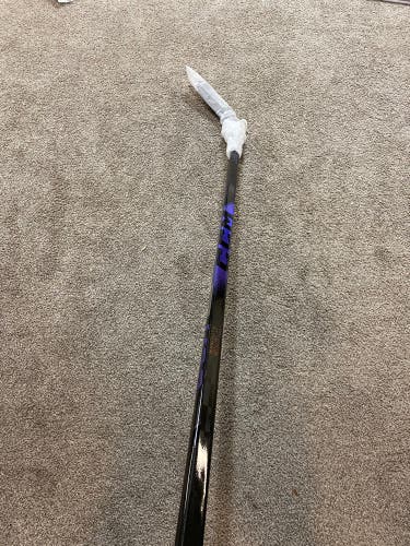 NEW Senior CCM Ribcor Trigger 10 Pro Left Hand Hockey Stick P28 70 Flex
