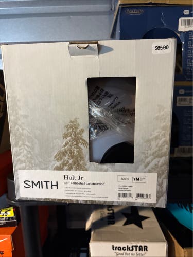 Kid's Medium Smith Helmet (New)