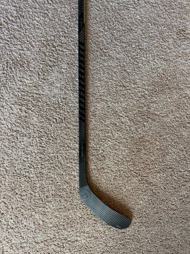 Senior Warrior Alpha LX3 Right Handed Hockey Stick W28 85 Flex (New)