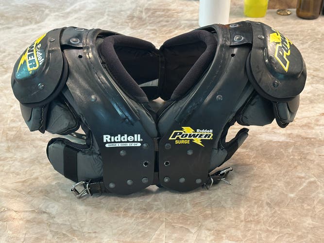 Large Youth Riddell Surge Shoulder Pads (Used)