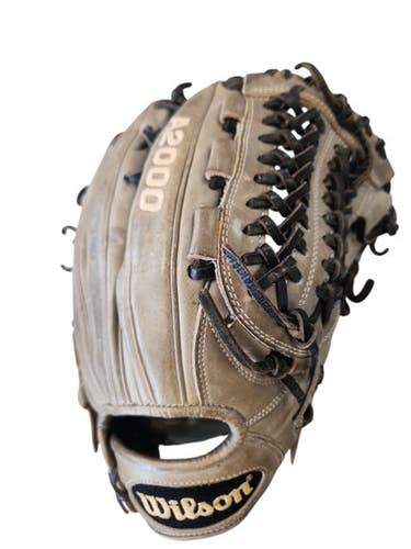 Used Wilson A2000 D33 BB/SB Glove RH Throw Grey 11 3/4" 11450-S000520431
