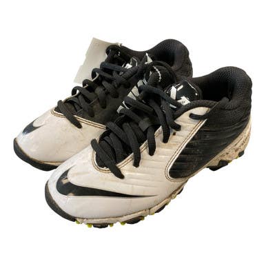 Used Nike SHARK Youth FB Cleats White And Black Youth 12.0 11450-S000519834
