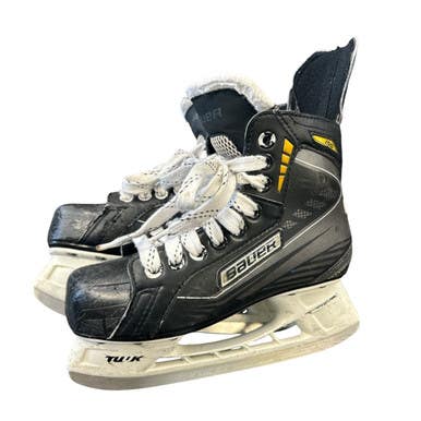 Used Bauer SUPREME 150 Junior Hockey Skate Junior 03 11450-S000518991