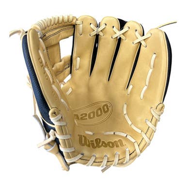 Used Wilson A2000 DP15 BB/SB Glove RH Throw None 11 1/2" 11450-S000516414
