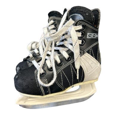 Used CCM INTRUDER 55 Youth Hockey Skate Youth 11.0 11450-S000514559