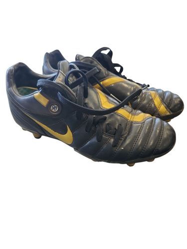 Used Nike Soccer Cleats Black Junior 05.5 11450-S000506309