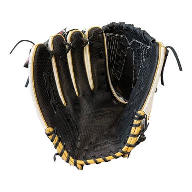 Used Wilson A2000 FASTPITCH BB/SB Glove LH Throw White 12 1/2" 11450-S000511170